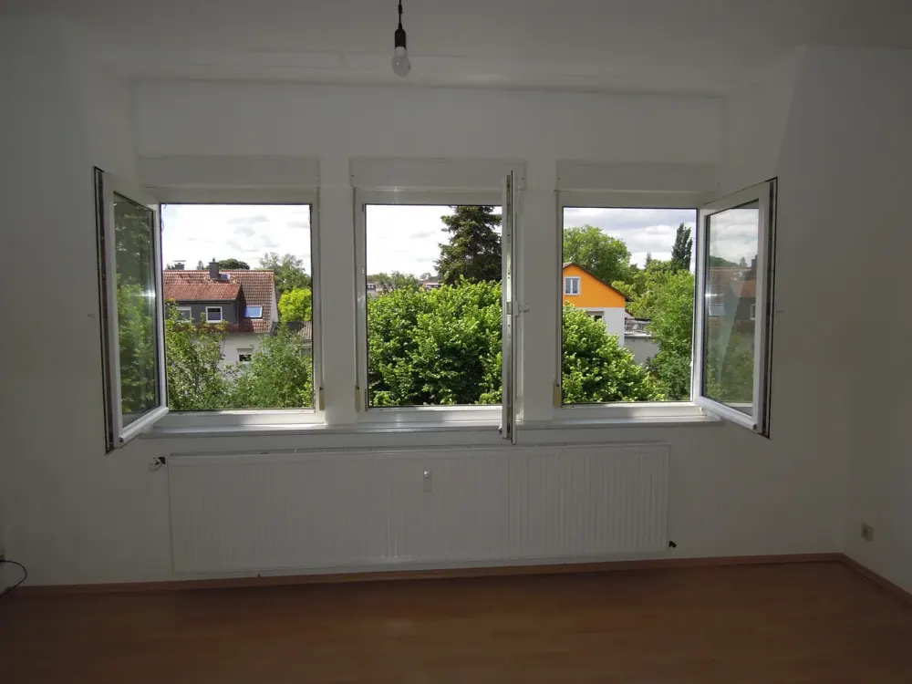 Blick ins Grüne! Helle 3 Zimmer-Wohnung in Bad Vilbel Heilsberg
