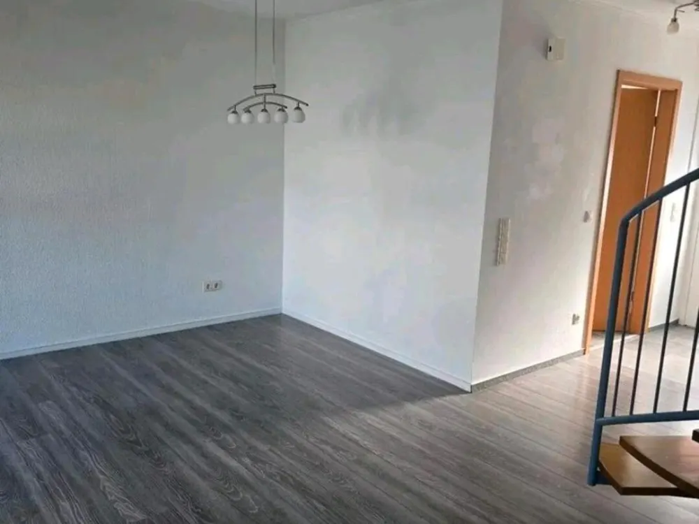 Charmante 3 Zimmer Wohnung in Saarbrücken- Burbach zu vermieten