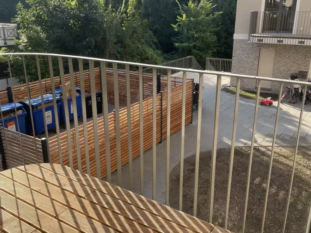 High-quality new building with balcony and fitted kitchen: Stylish 4-room apartment with upscale interior fittings