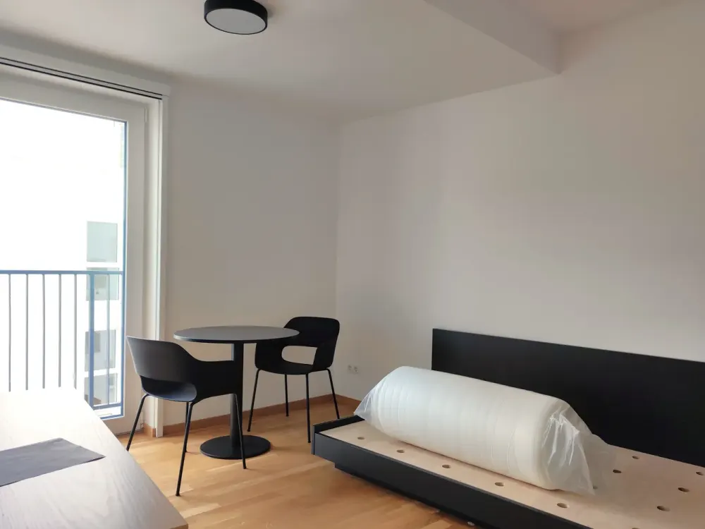 Zweitbezug im Baujahr 2023: möbliertes Apartment (3.03)