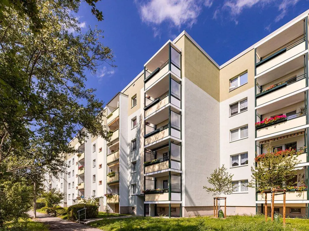 Quiet 3-Room Apartment with Balcony