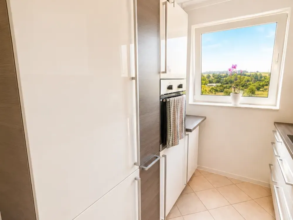 Bright 3-Room Apartment for Rent in Maintal!