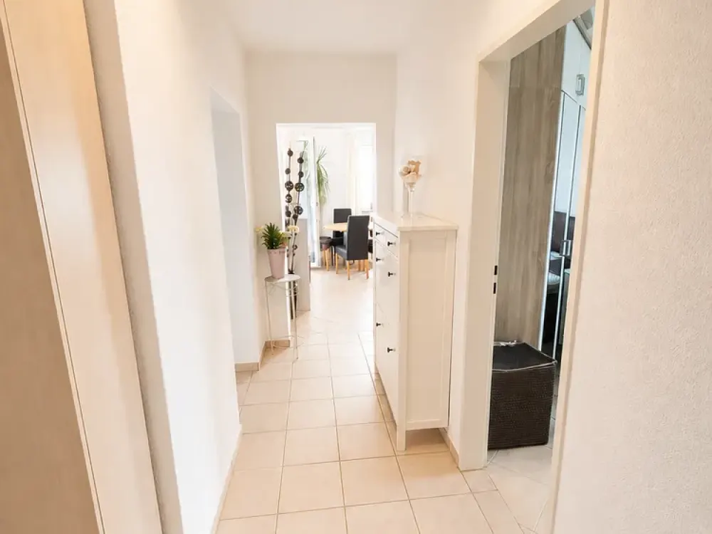 Bright 3-Room Apartment for Rent in Maintal!