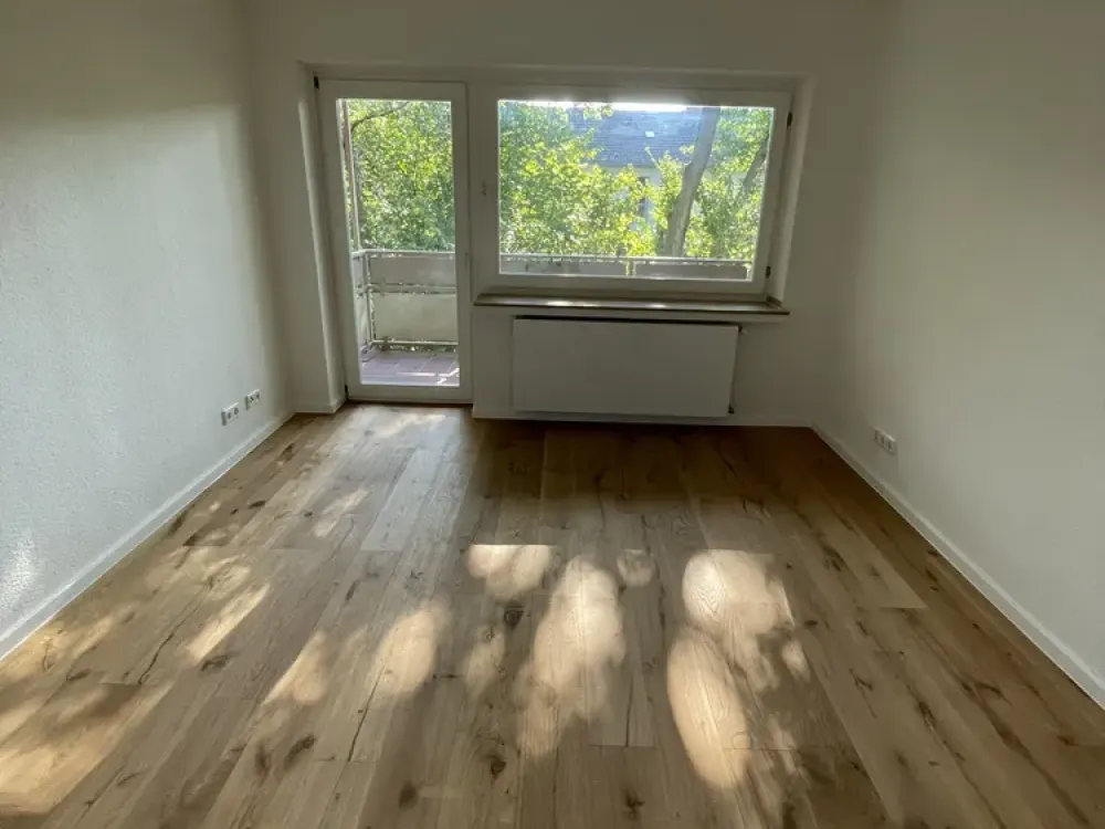 Modernisierte 4 Zimmer Wohnung in Bilderstöckchen mit Terrasse