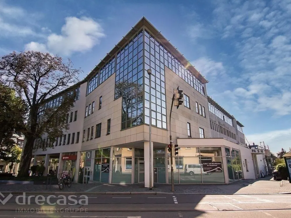Moderne 2 R. Whg. - Südbalkon, Aufzug, Tiefgarage