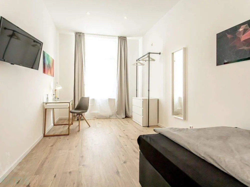 Ab 01.01.2027 - modern ausgestattetes Zimmer in gehobener 2er WG - mit Altbaucharme