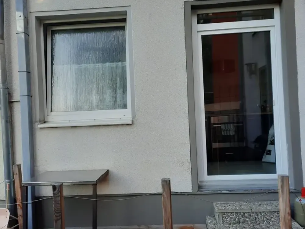 Modernisierte 2,5-Raum-Wohnung mit kleiner Terrasse in Köln-Holweide