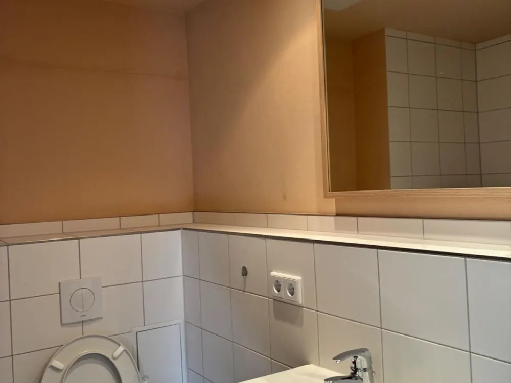 Hoch oben wohnen: 1-Zimmer-Wohnung mit Balkon in Dresden, Hechtstraße (01097)