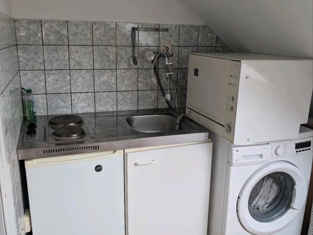 Suche Nachmieter für Dachgeschosswohnung im Nauwieser Viertel