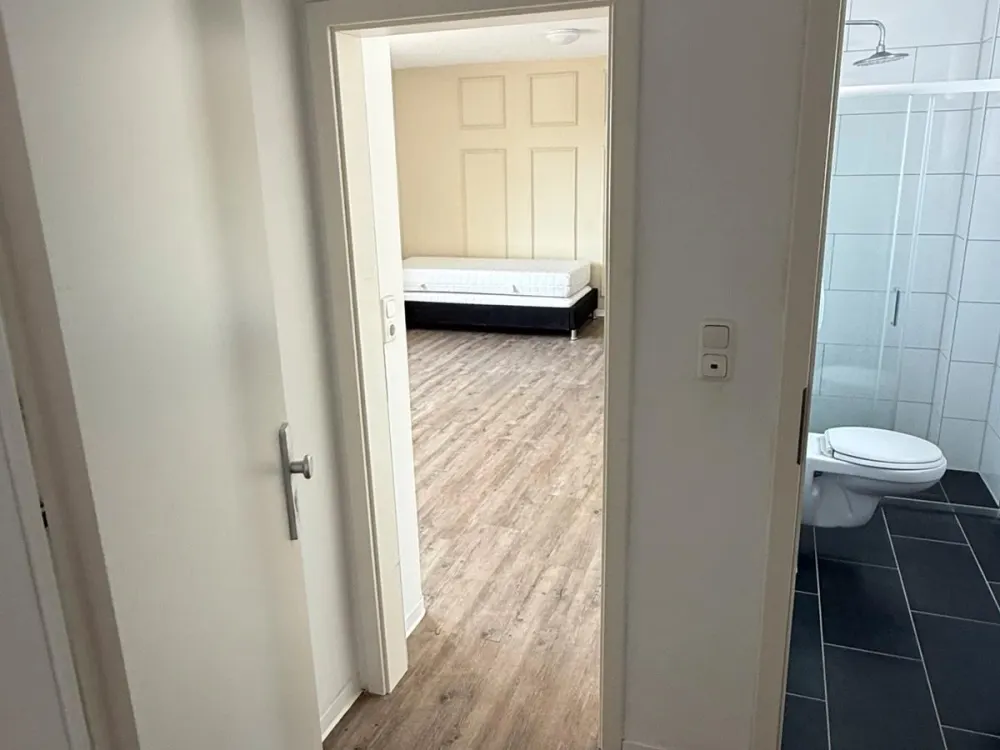 Ideal für Amazon-MA Frisch sanierte 1-Zimmer-Wohnung in Achim