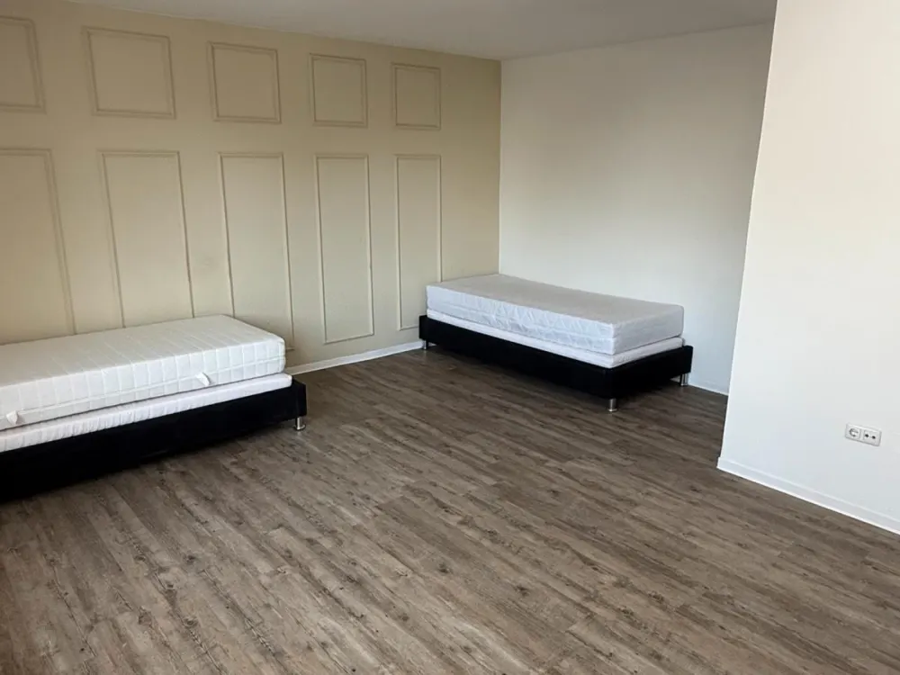 Ideal für Amazon-MA Frisch sanierte 1-Zimmer-Wohnung in Achim