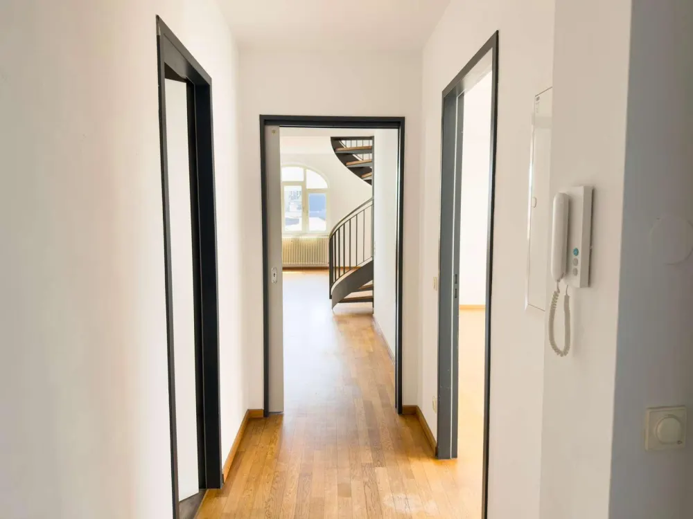**Großzügige 150 m² Maisonette-Wohnung im Lipsia-Haus, EBK | Dachterrasse | Bad en Suite**