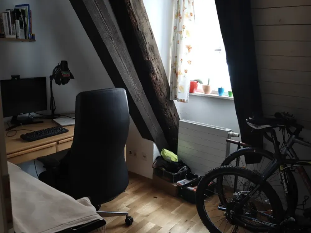 Nette kleine Dachgeschosswohnung in Kulturdenkmal