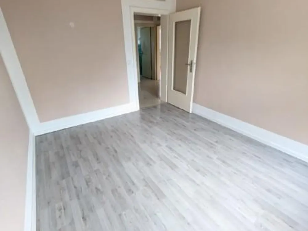 Frisch saniert: Großzügige 3-Zimmer-Wohnung mit Balkon