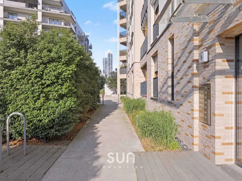 ***EUROPAVIERTEL TOP LAGE*** 3 Zi. Wohnung mit hochwertige EBK, Loggia, Terrasse und Garten