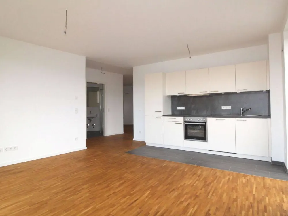 **Großzügie 4- Zimmer-Wohnung im 3.OG mit EBK, Balkon, HWR und Gäste-WC**