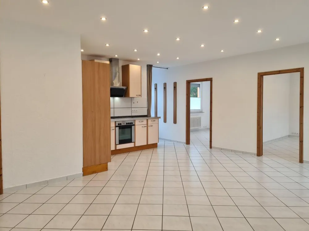 Dreizimmerwohnung mit 26 qm gro0en Terrasse, sehr zentral