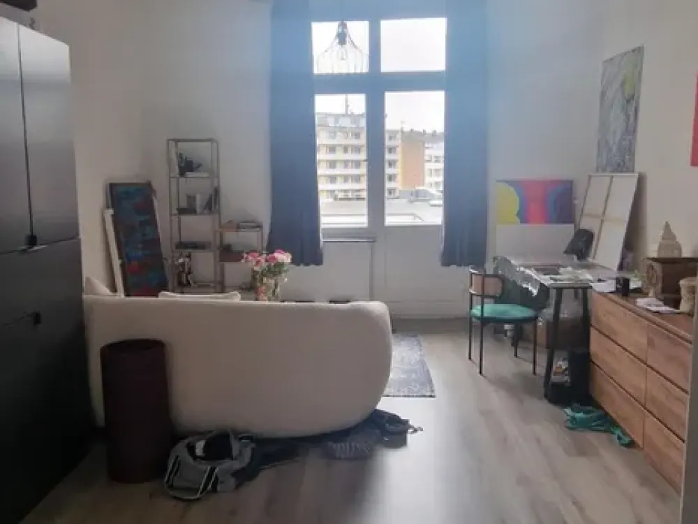 [LIS-10203] 4-Zimmer Wohnung mit Altbaucharme!