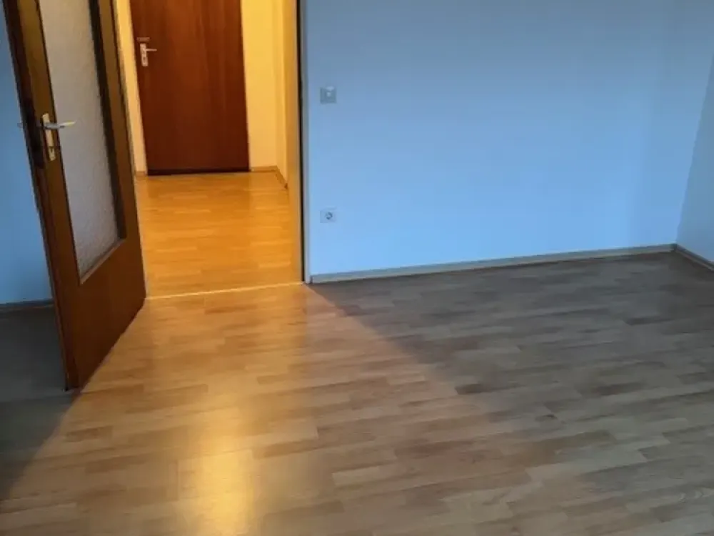 Schöne gemütliche 2-Zimmer-Wohnung in Krefeld zu vermieten!
