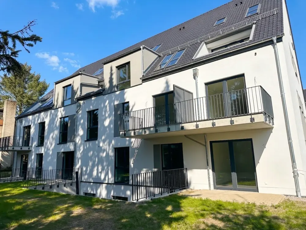Geräumige 4 Zimmer Wohnung zur Miete in Hamburg Rahlstedt - Wentzel Dr.