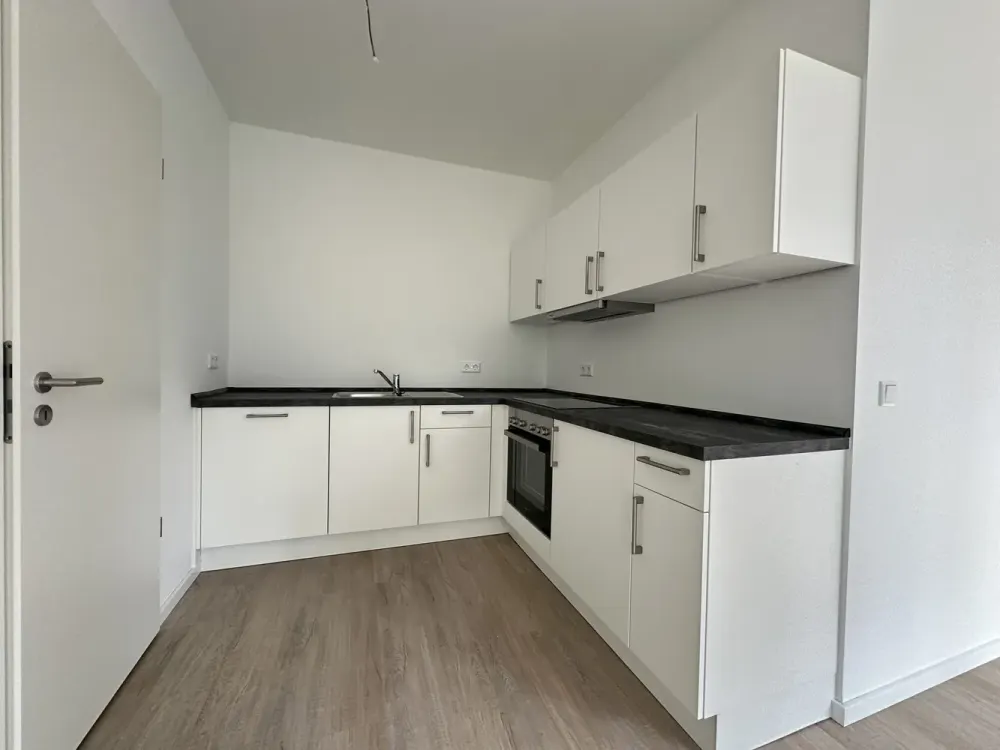 Geräumige 4 Zimmer Wohnung zur Miete in Hamburg Rahlstedt - Wentzel Dr.