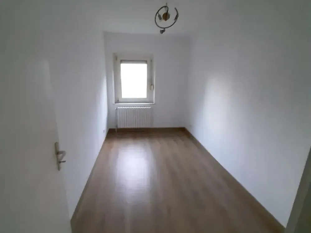 Annenstraße 82 - Schöne 3- Zi.- Whg. in zentraler Lage zu vermieten
