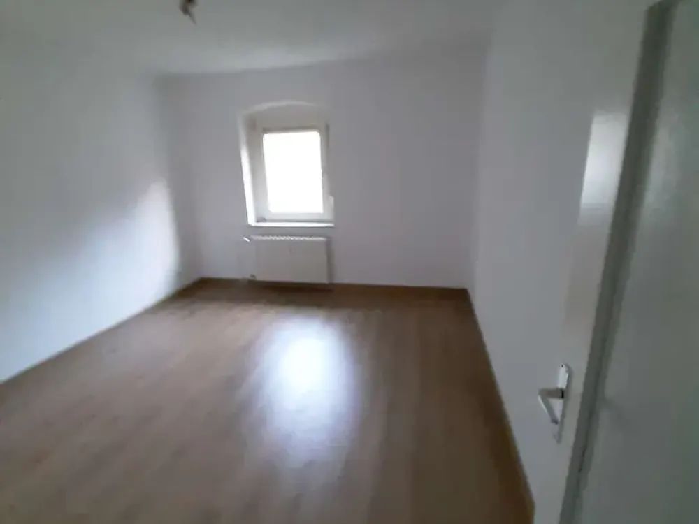 Annenstraße 82 - Schöne 3- Zi.- Whg. in zentraler Lage zu vermieten