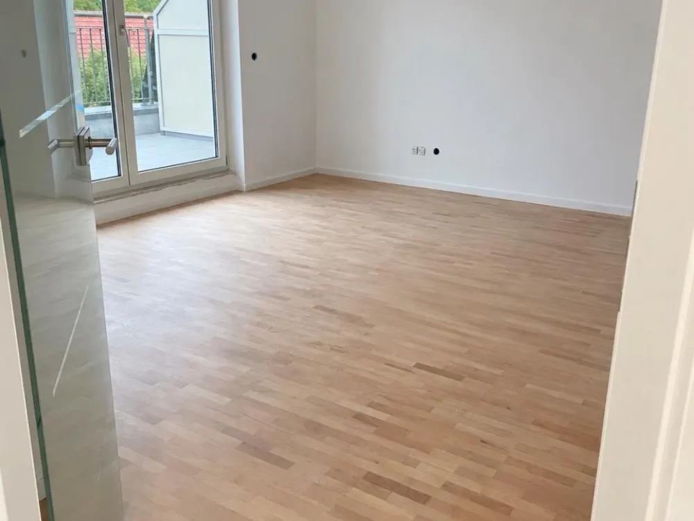 Helle 2-Zimmerwohnung in Sarstedt mit Aufzug, Tiefgarage & Balkon
