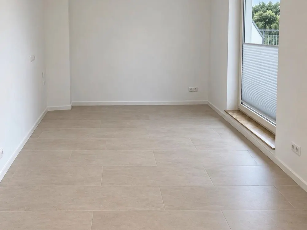 Helle 2-Zimmerwohnung in Sarstedt mit Aufzug, Tiefgarage & Balkon