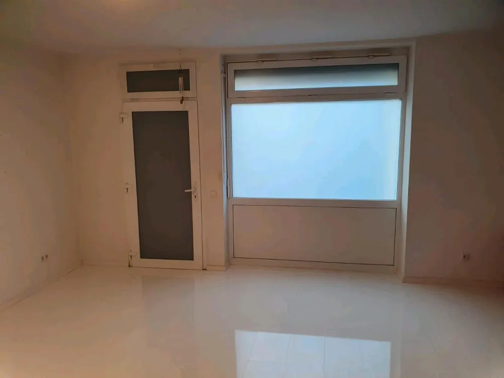 Große 4 Zimmer Wohnung mitt Terrasse sucht Nachmieter