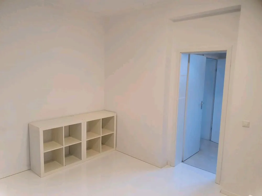 Große 4 Zimmer Wohnung mitt Terrasse sucht Nachmieter
