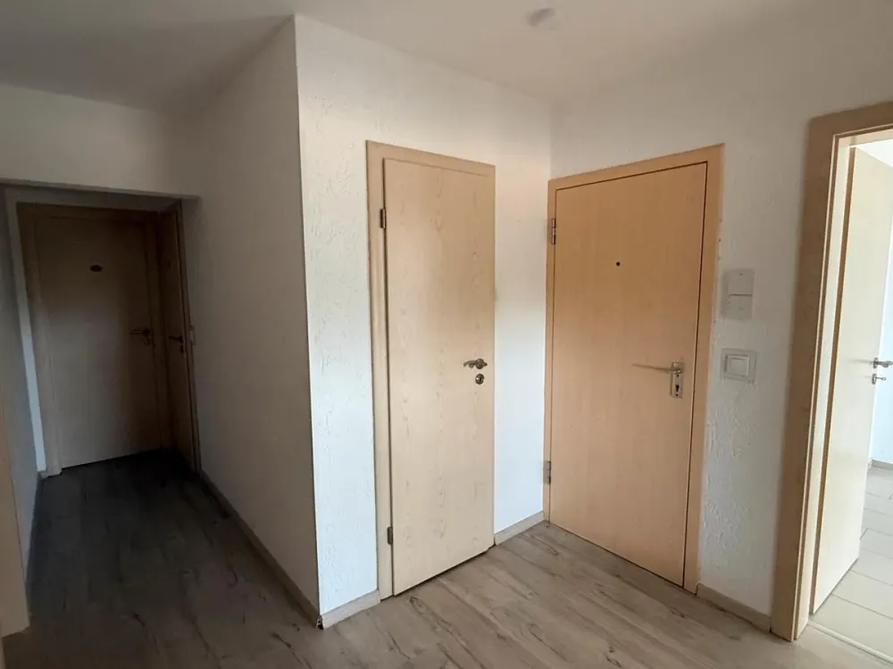 Helle 2-Zimmer EG-Wohnung mit Terrasse in Hochheim am Main
