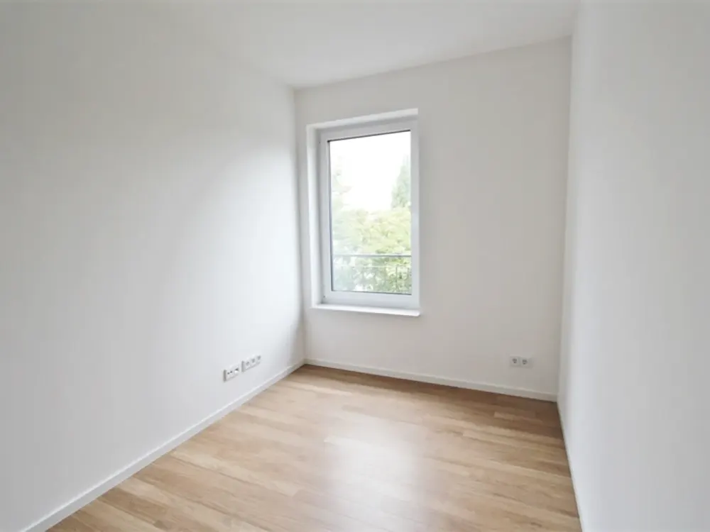 Moderne 2,5-Zimmer-Wohnung mit Balkon in verkehrsgünstiger Lage!