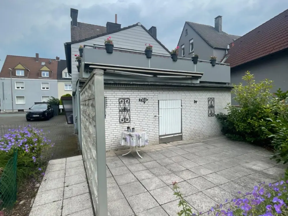 Schöne und helle Etagenwohnung