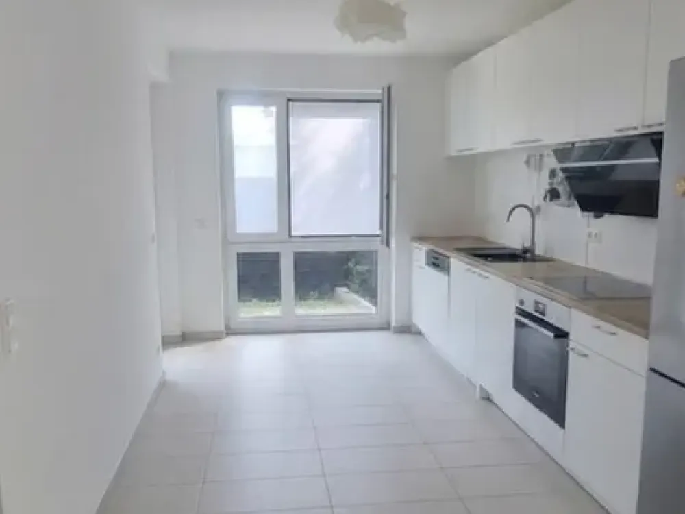 3 Rooms with Terrace, Korschenbroich
