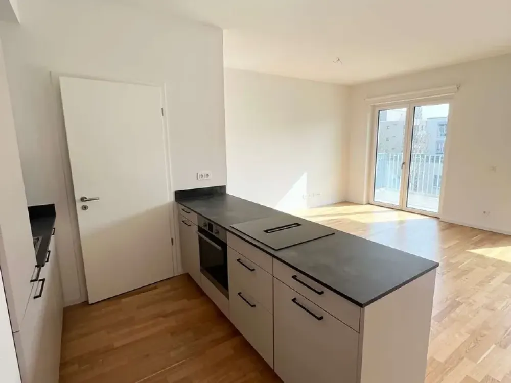 4 Zimmer mit großer Terrasse