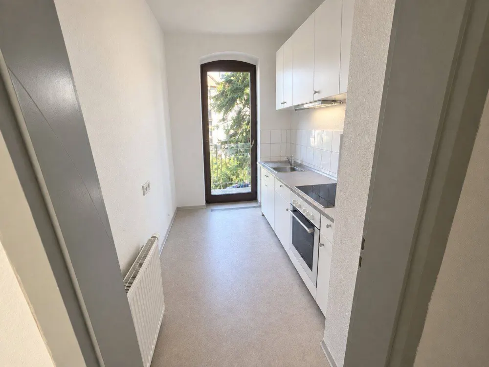 3 Zimmer Wohnung mit EINBAUKÜCHE