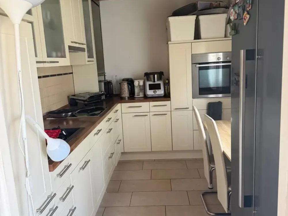 Moderne 3,5-Zimmer-Wohnung Hochparterre mit Balkon in Echterdingen-West