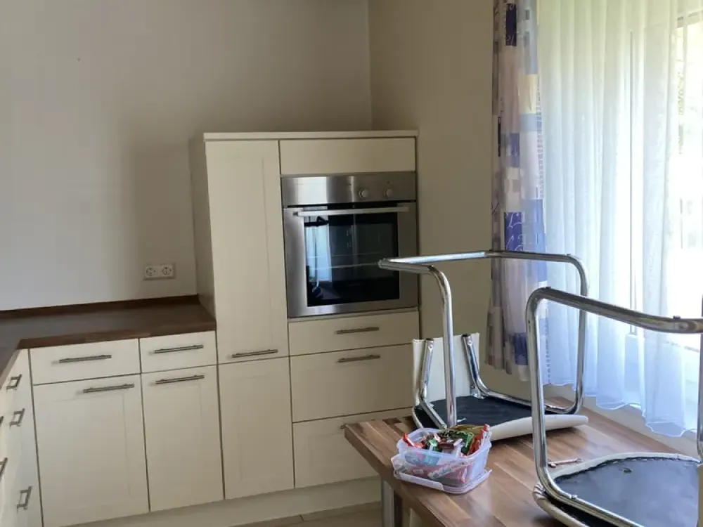 Moderne 3,5-Zimmer-Wohnung Hochparterre mit Balkon in Echterdingen-West
