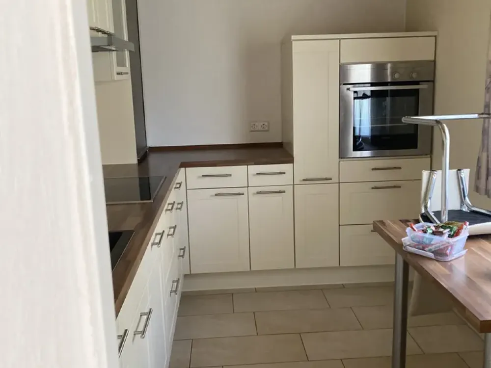 Moderne 3,5-Zimmer-Wohnung Hochparterre mit Balkon in Echterdingen-West