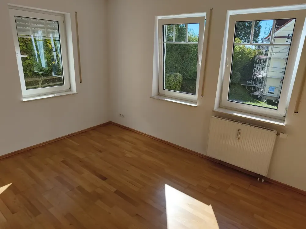 Bright and Renovated Apartment with Balcony, Underground Parking Space and High-Quality Features
