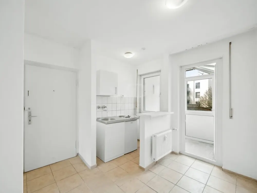 Bright, central, close to university: Apartment with winter garden in St. Peter