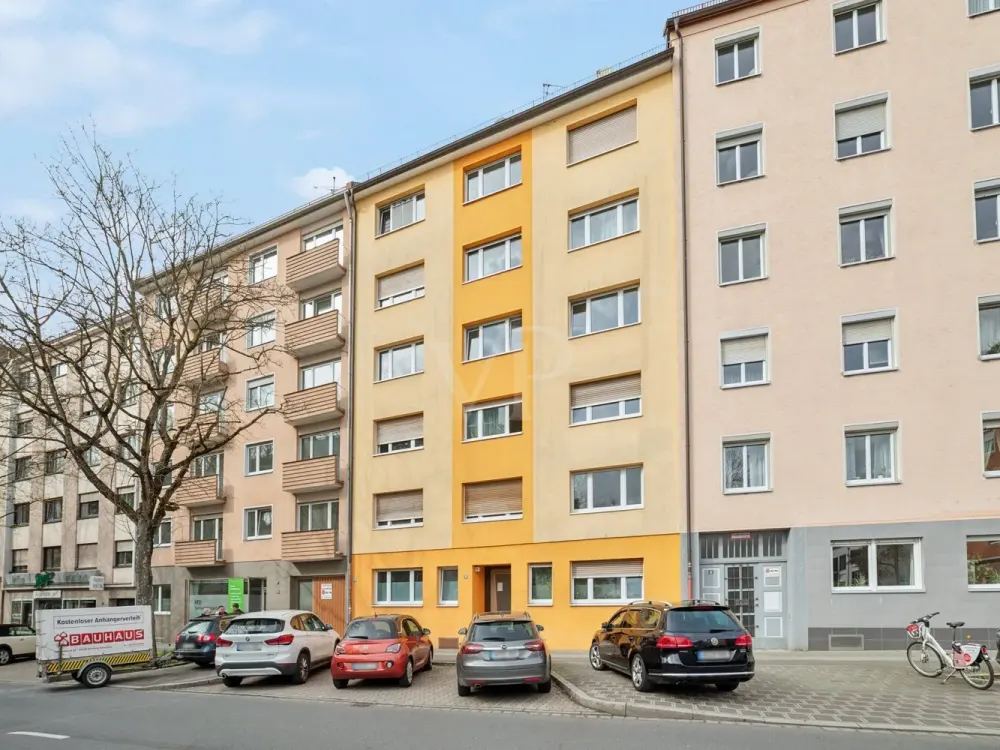 Bright, central, close to university: Apartment with winter garden in St. Peter