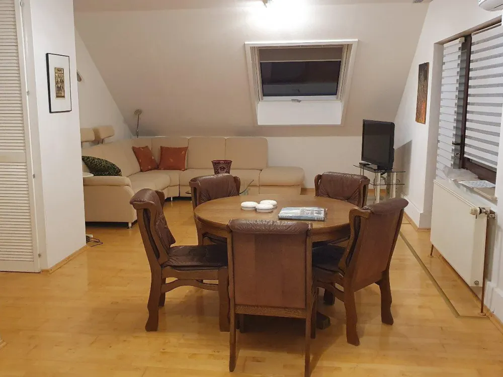 Komplett möblierte 3 Zimmer Wohnung Zentrum Bergisch Gladbach