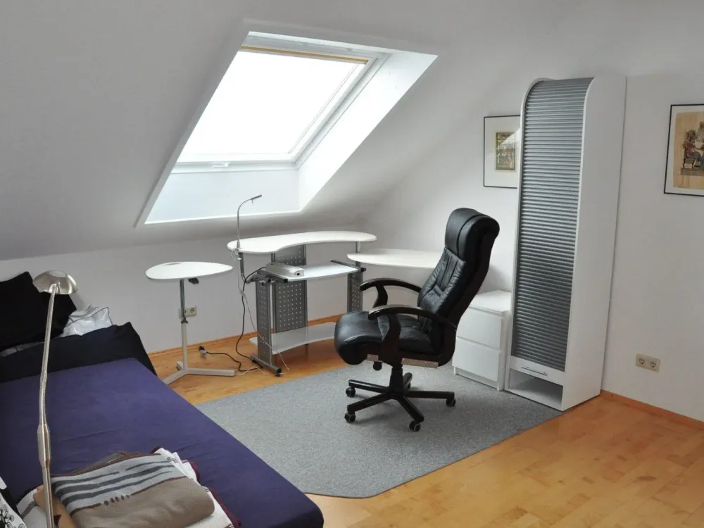 Komplett möblierte 3 Zimmer Wohnung Zentrum Bergisch Gladbach