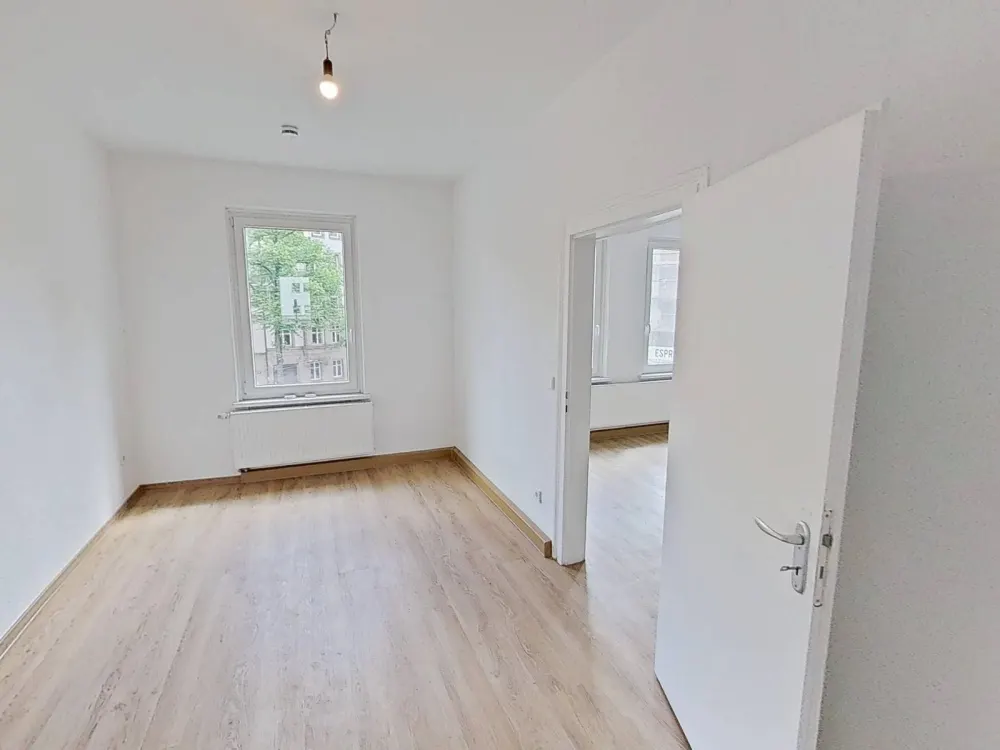 Lichtdurchflutetes WOHNJUWEL: Attraktive 3-Zimmer-Wohnung mit BALKON in Nürnberg