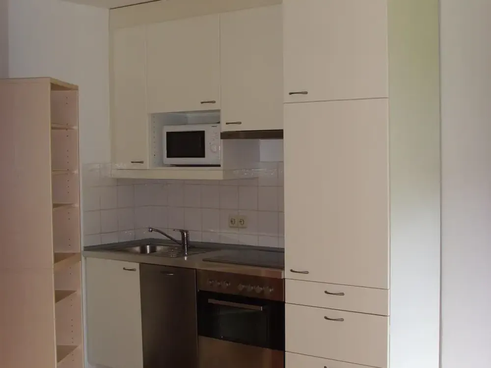 Wohnung in S-Vaihingen, Zentrum, ruhige Lage, teilmöbliert