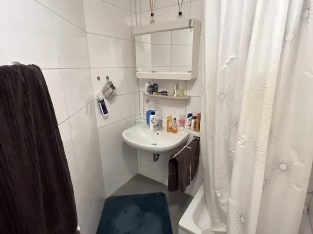 Wohnung in S-Vaihingen, Zentrum, ruhige Lage, teilmöbliert