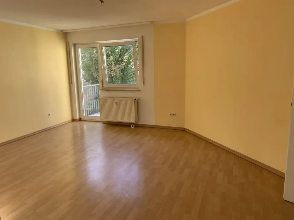 Attraktive 2-Zimmer-Wohnung mit Wintergarten und Balkon in Eckental, Forth Eckental