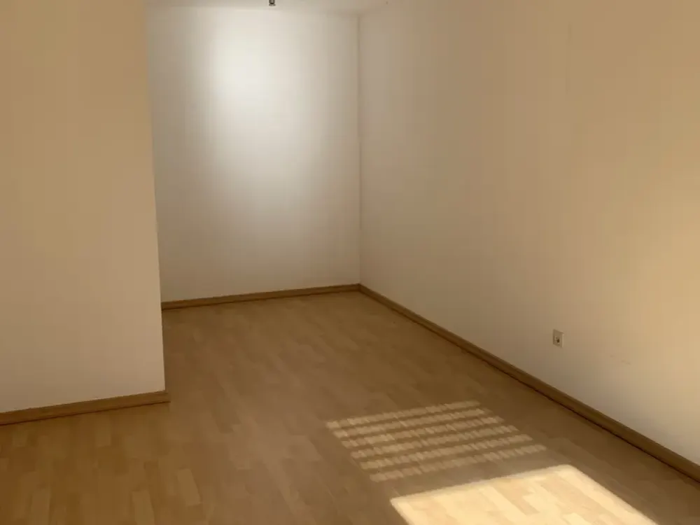 Attraktive 2-Zimmer-Wohnung mit Wintergarten und Balkon in Eckental, Forth Eckental